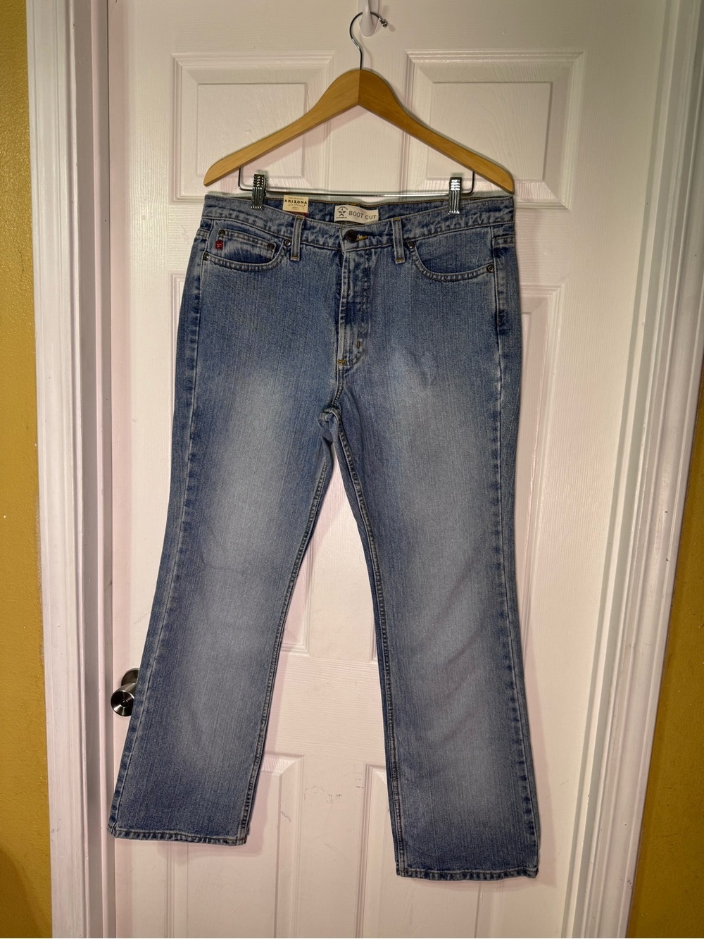 Arizona Jean Company Women's Light Blue Boot Cut Jeans